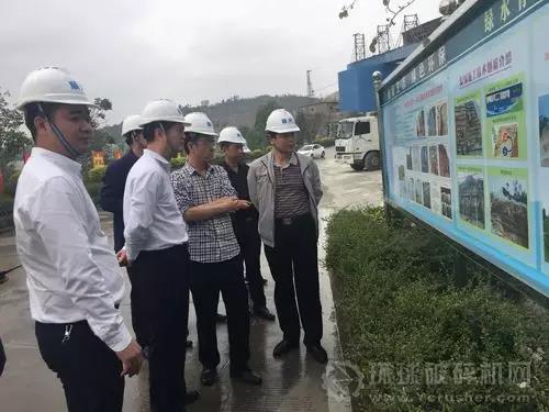 �V����dʯ��(ch��ng)�����T(m��n)̩ʢʯ��(ch��ng)�Gɫ�Vɽ���O(sh��)ӭ������ɽ�ಿ�T(m��n)����