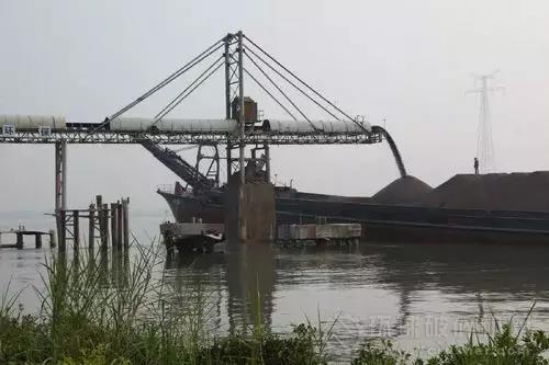 �V����dʯ��(ch��ng)�����T(m��n)̩ʢʯ��(ch��ng)�Gɫ�Vɽ���O(sh��)ӭ������ɽ�ಿ�T(m��n)����